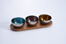 Load image into Gallery viewer, Glass Bowls and Tray