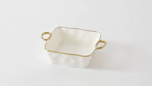 Load image into Gallery viewer, Golden Handles 8" Square Baking Dish