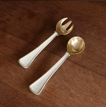 Load image into Gallery viewer, Encanto Soho Salad Servers (cream)
