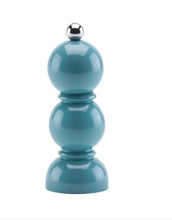 Load image into Gallery viewer, Mini Bobbin Chambray Grinder
