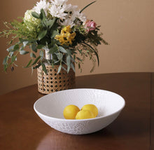 Load image into Gallery viewer, Vida Croc Large White Bowl
