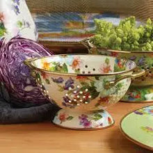 Load image into Gallery viewer, Flower Market Small Colander

