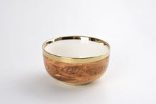 Load image into Gallery viewer, Madera Medium Bowl
