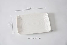 Load image into Gallery viewer, Le Blanc Small Platter
