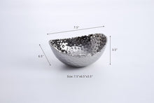 Load image into Gallery viewer, Medium Oval Bowl
