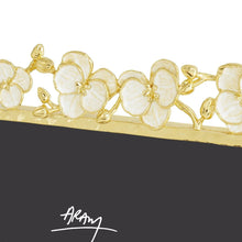 Load image into Gallery viewer, Orchid Sculpted 5X7 Frame
