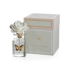 Load image into Gallery viewer, Fig Vetiver Porcelain Diffuser -  Butterfly
