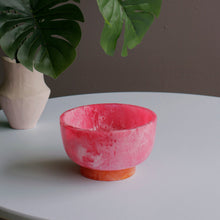 Load image into Gallery viewer, Rio Small Round Bowl With Base
