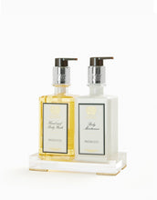 Load image into Gallery viewer, Bath And Body Gift Set
