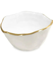Load image into Gallery viewer, Encanto Osaka Small Bowl
