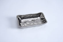 Load image into Gallery viewer, Silver Bead Rim Rectangular 7" Dish
